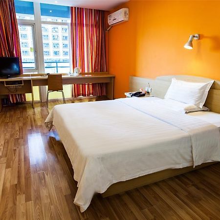 7Days Inn Guangzhou Tianhe Tianpingjia Subway Station Стая снимка